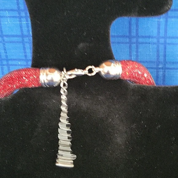 Ruby red necklace - Picture 3 of 3